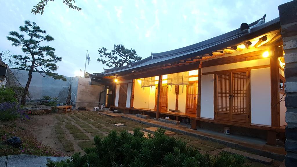 Ohnewwall Guesthouse Jeonju Exterior foto